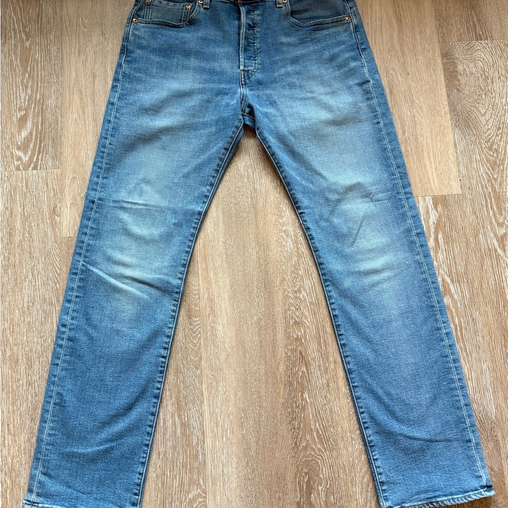 Levi's Classic Indigo Straight Jeans